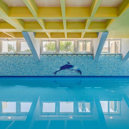 Blue Dolphin Apartment - Private Indoor Pool, Jacuzzi, Garden Split Kültér fotó
